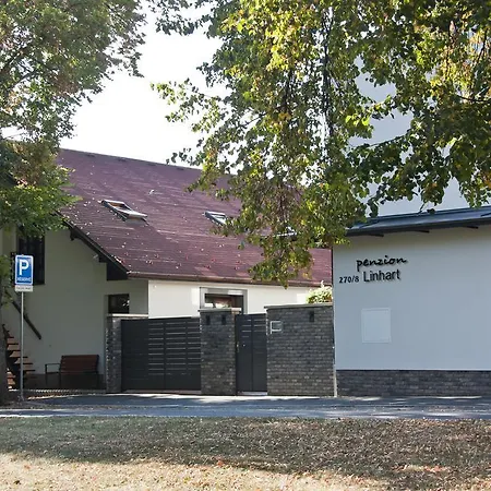 Guest house Linhart 3*
